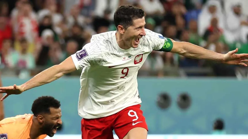 Lewandowski - Polonia - Qatar - Crédito FIFA