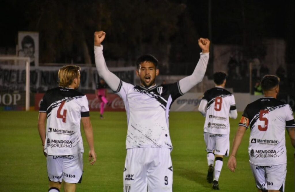 Gimnasia Mza Festejo el Lobo vs Chicago