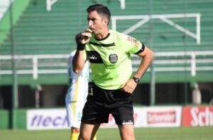 Nazareno-Arasa-Arbitro